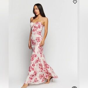 BRAND NEW!! Reformation dress size 6